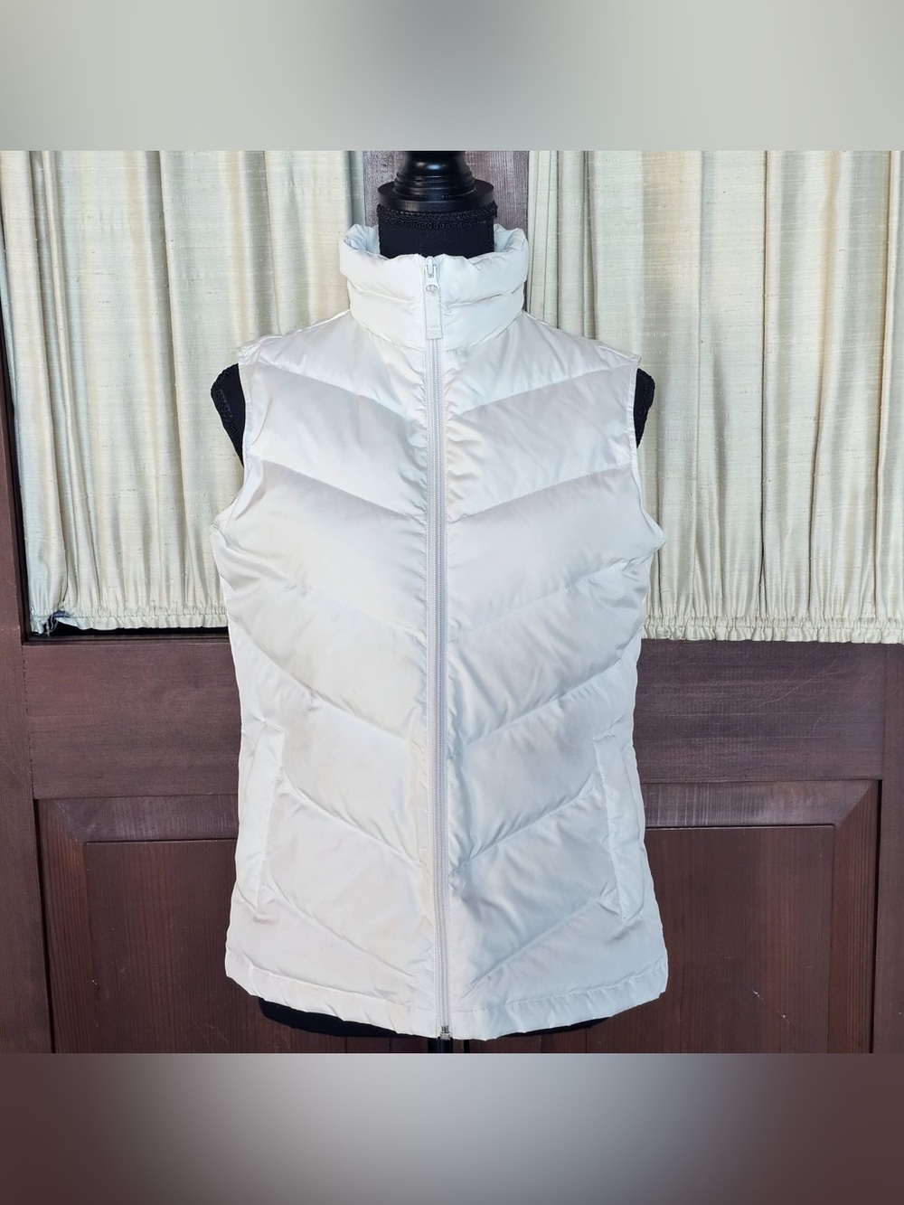 Lands' End White Quilted Stand-Collar Puffer Vest